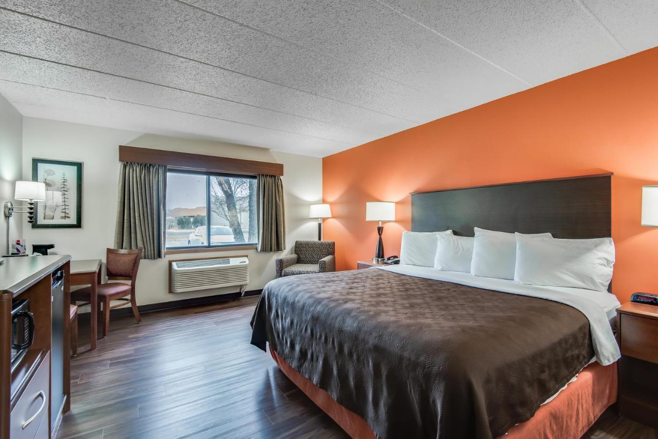 Americinn By Wyndham Coon Rapids Kültér fotó